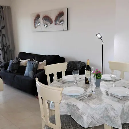 Apolo17 E39, 2 Apartman *